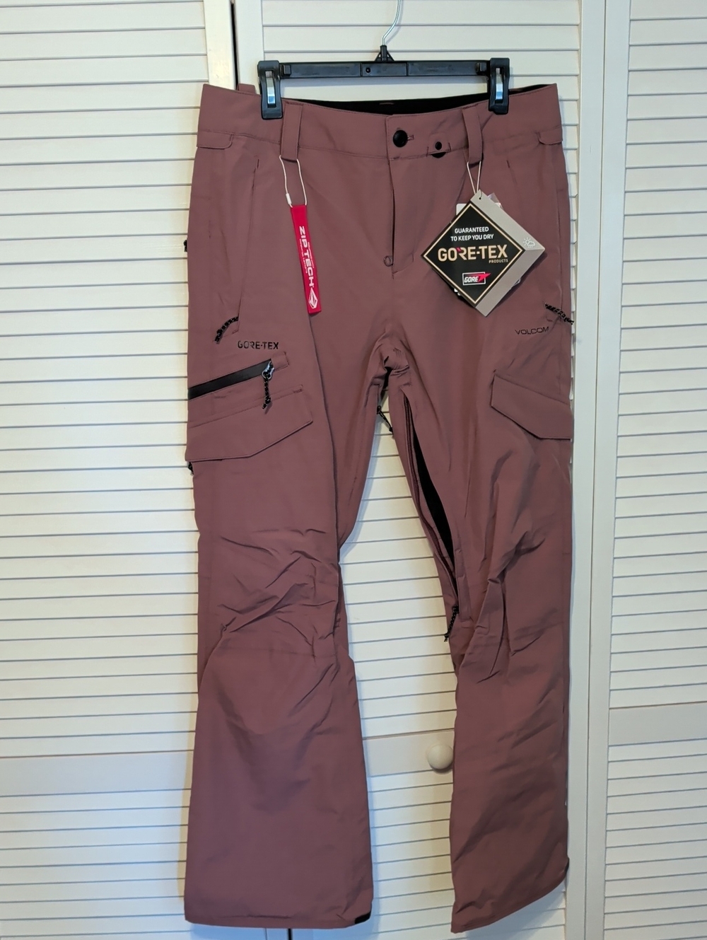 Volcom Women’s Aston GORE-TEX Rose Snow Pants- Size Large